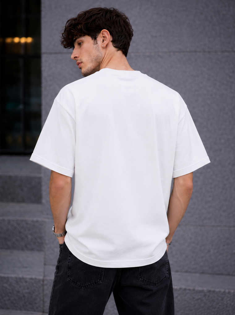 THE HUNT TEE